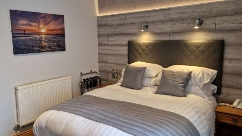 <b>Royal Hotel Liverpool Room</b>. Images powered by <a href="https://www.leonardoworldwide.com/" title="Leonardo Worldwide" target="_blank">Leonardo</a>.