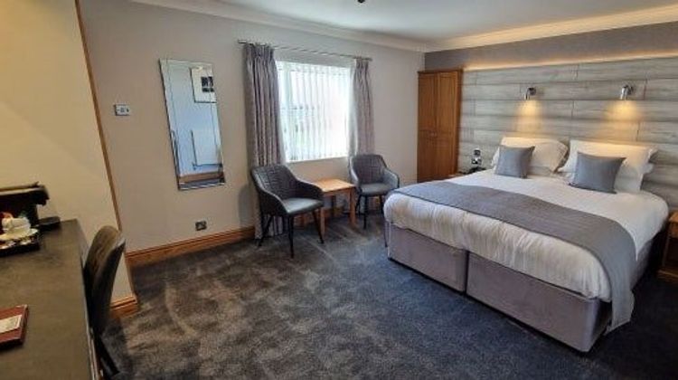 Royal Hotel Liverpool Room