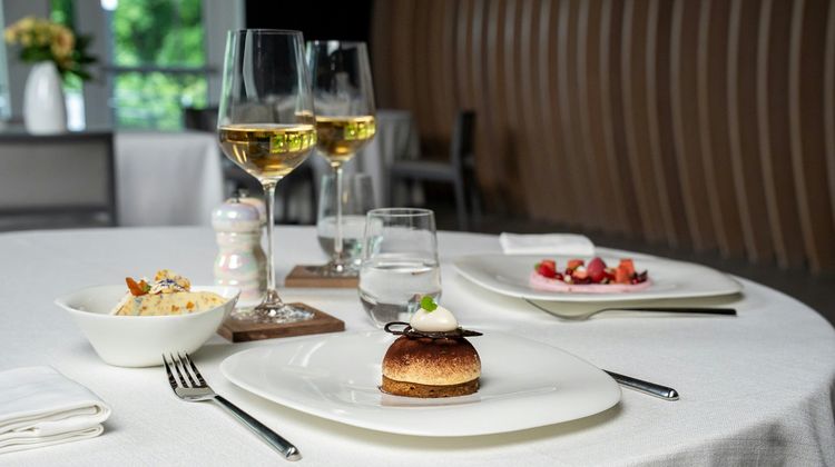 The Seven Hotel Restaurant