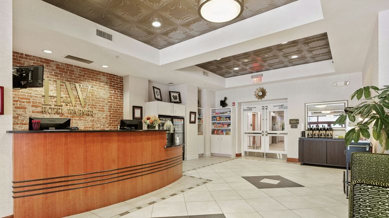 <b>Hotel Warner Lobby</b>. Images powered by <a href="https://www.leonardoworldwide.com/" title="Leonardo Worldwide" target="_blank">Leonardo</a>.