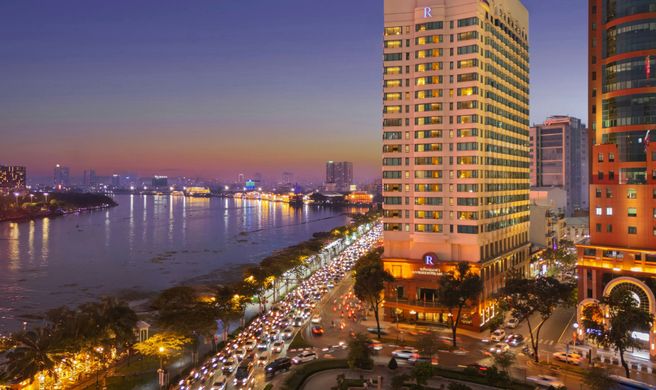 Renaissance Riverside Hotel Saigon Exterior