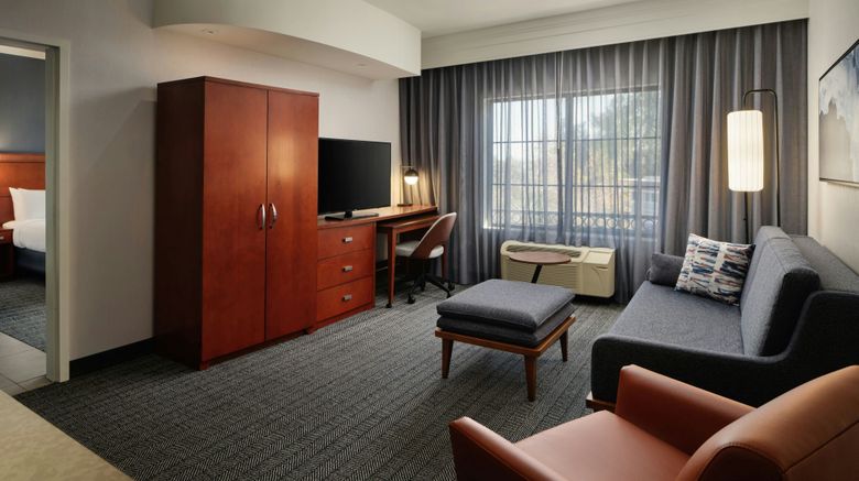 <b>Courtyard San Luis Obispo Suite</b>. Images powered by <a href="https://www.leonardoworldwide.com/" title="Leonardo Worldwide" target="_blank">Leonardo</a>.
