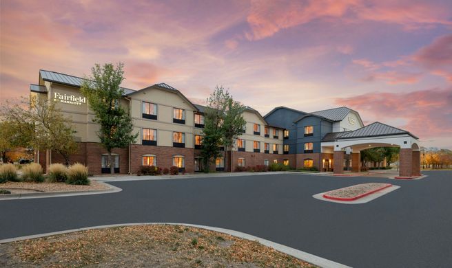 Fairfield Inn & Suites Denver Airport Exterior