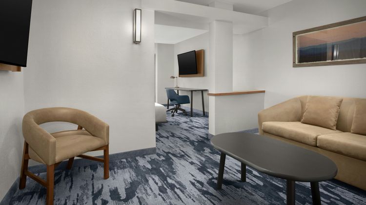 Fairfield Inn & Suites El Centro Room