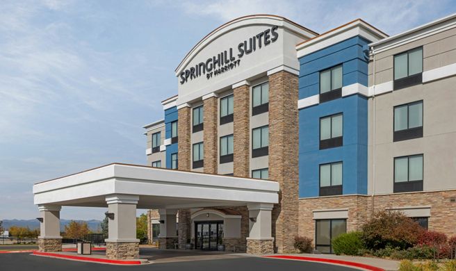 SpringHill Suites Denver Airport Exterior