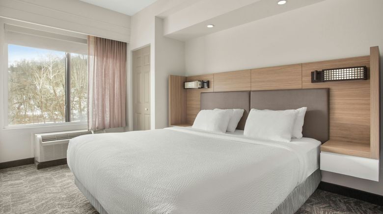 <b>SpringHill Suites by Marriott Morgantown Room</b>. Images powered by <a href="https://www.leonardoworldwide.com/" title="Leonardo Worldwide" target="_blank">Leonardo</a>.