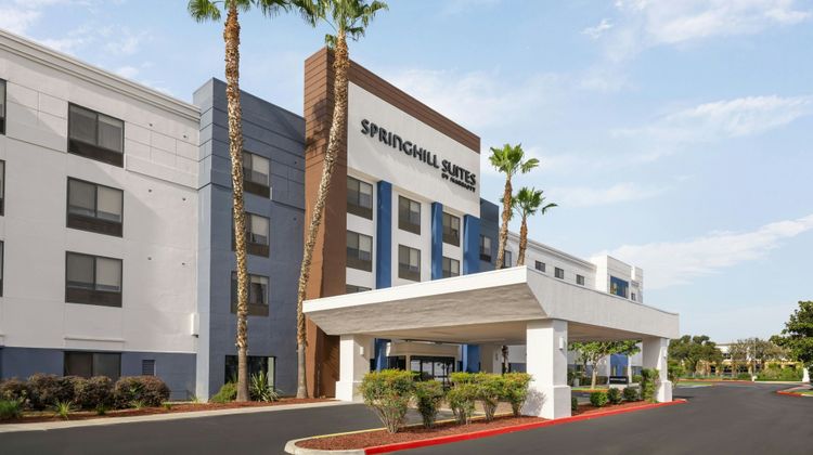 SpringHill Suites Fresno Exterior