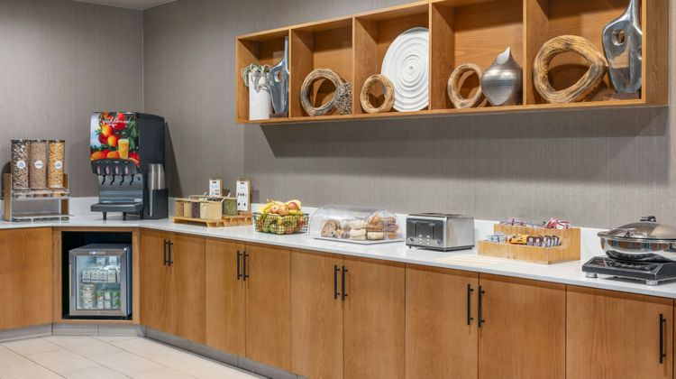 SpringHill Suites Fresno Restaurant