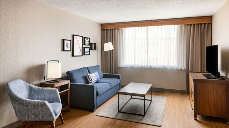 Four Points by Sheraton Halifax Suite