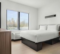 StudioRes by Marriott Jackson Room