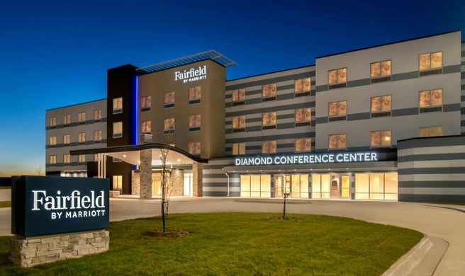 Fairfield Inn & Suites Emporia Exterior