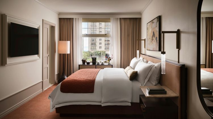The Huntington Hotel Room