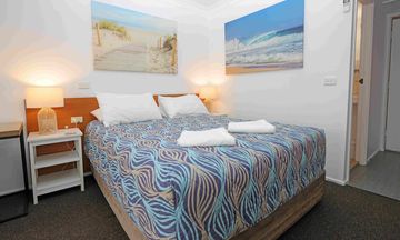 Town Beach Motor Inn