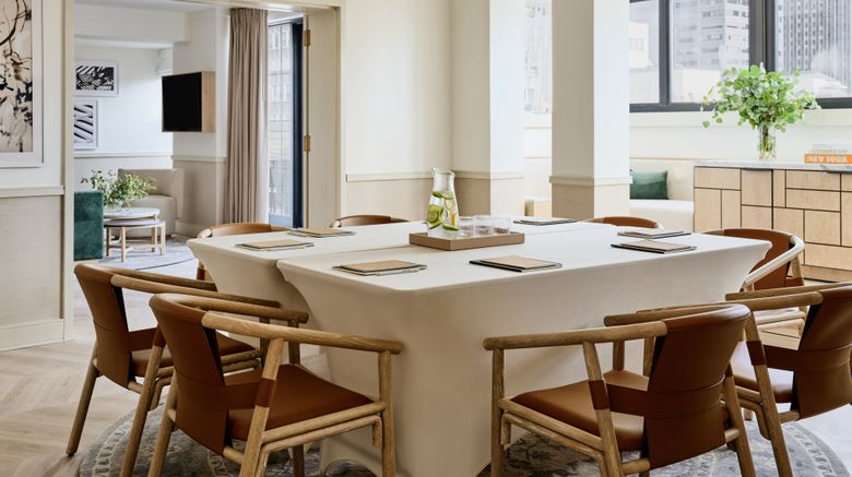 <b>Kimpton Ashbel New York Park Avenue Meeting</b>. Images powered by <a href="https://www.leonardoworldwide.com/" title="Leonardo Worldwide" target="_blank">Leonardo</a>.