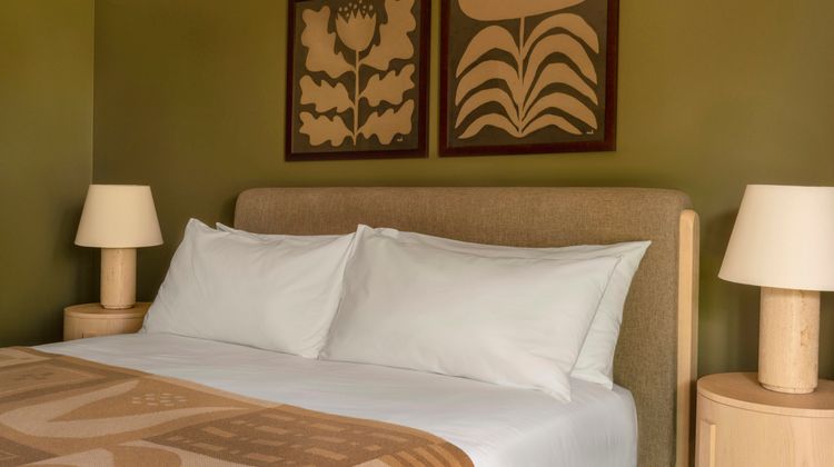 Hill House Inn Room