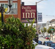 Pacific Heights Inn Exterior