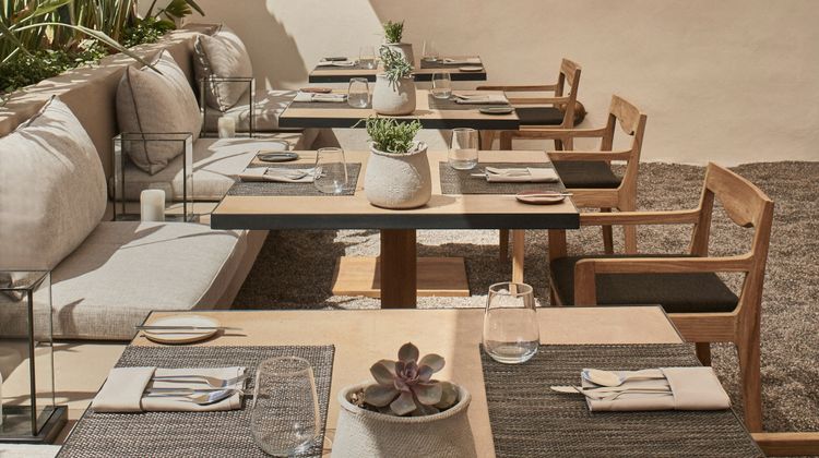 Hotel Istoria, Perivolos Beach Restaurant