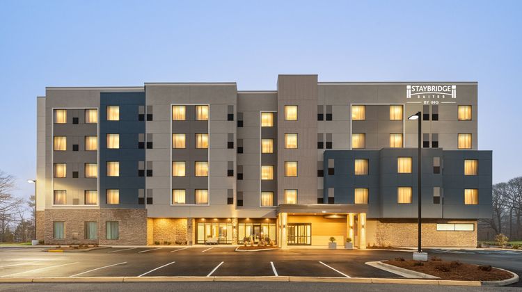 Staybridge Suites Norfolk Airport Exterior