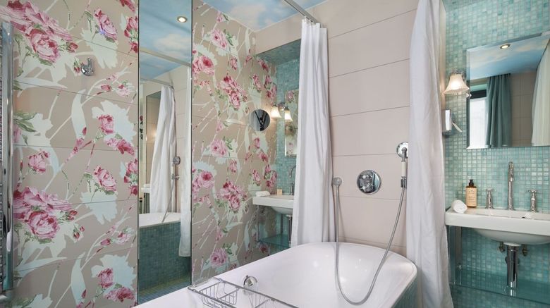 <b>Vice Versa Hotel Paris Room</b>. Images powered by <a href="https://www.leonardoworldwide.com/" title="Leonardo Worldwide" target="_blank">Leonardo</a>.