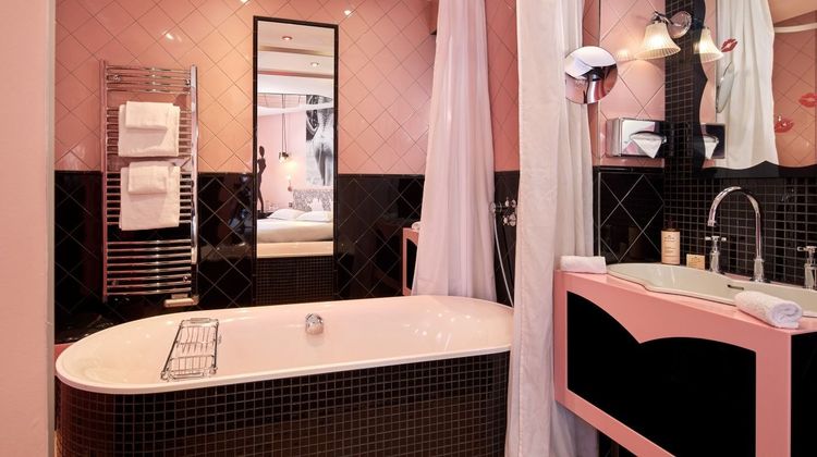 Vice Versa Hotel Paris Room