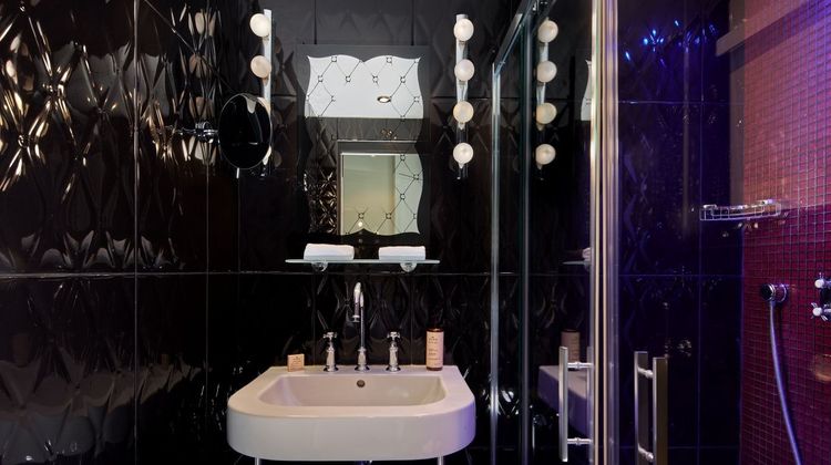 Vice Versa Hotel Paris Room