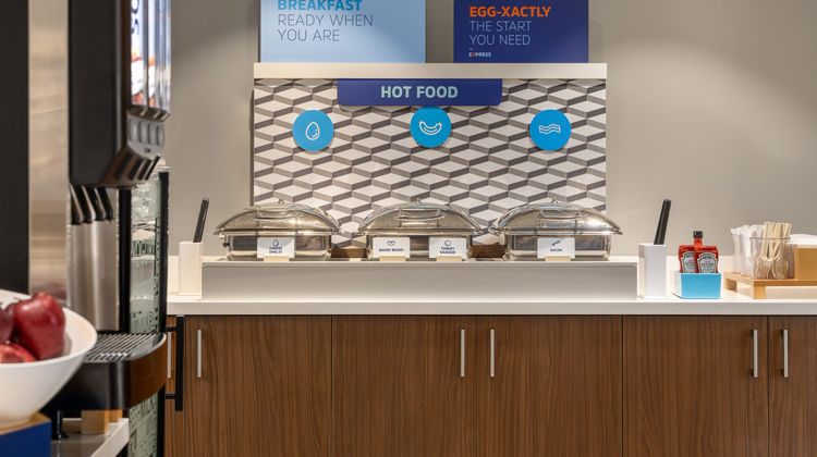 Holiday Inn Express Hotel & Suites Restaurant