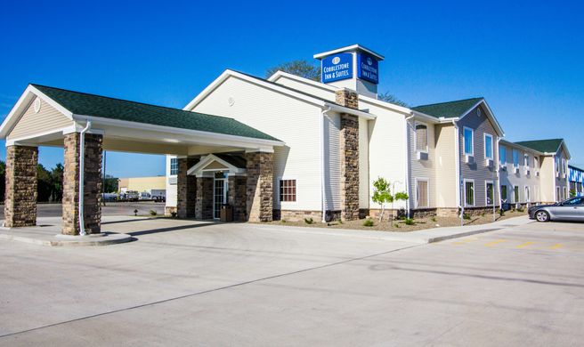 Cobblestone Inn & Suites Corry Exterior