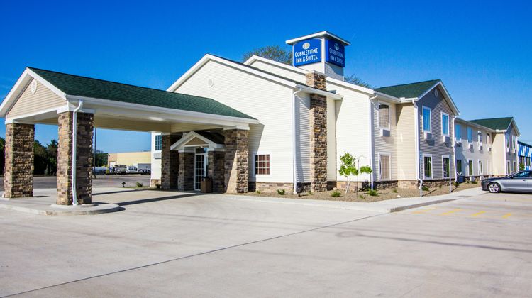 Cobblestone Inn & Suites Corry Exterior