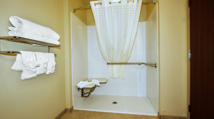 Cobblestone Inn & Suites Corry Other