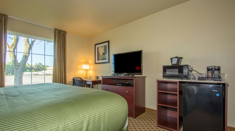 Cobblestone Inn & Suites Corry Room