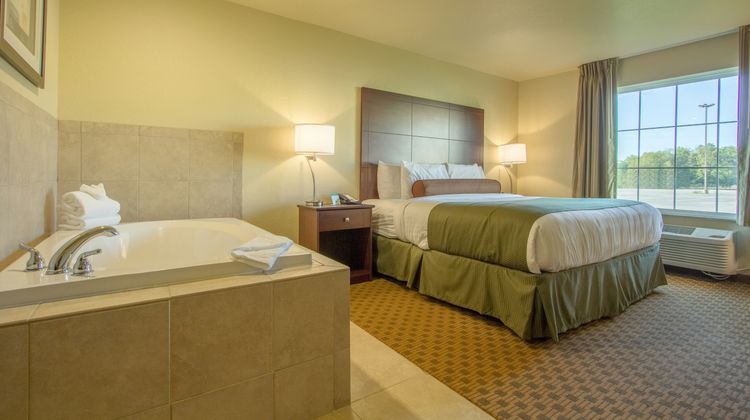 Cobblestone Inn & Suites Corry Suite