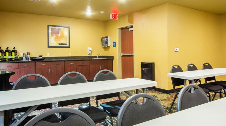 Cobblestone Inn & Suites Corry Meeting