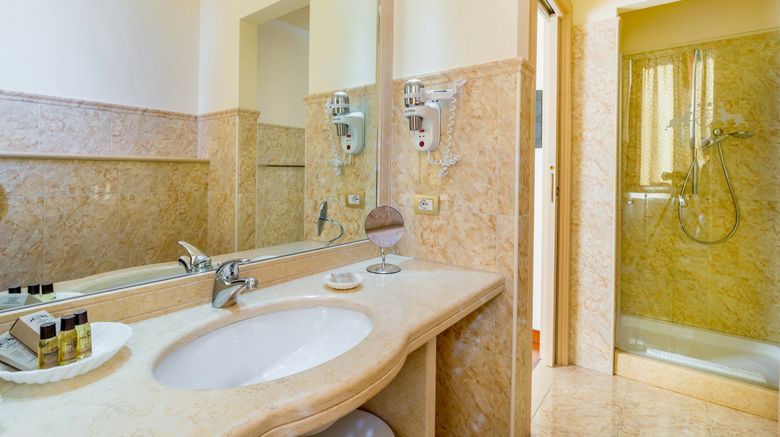 <b>Hotel Panorama Room</b>. Images powered by <a href="https://www.leonardoworldwide.com/" title="Leonardo Worldwide" target="_blank">Leonardo</a>.