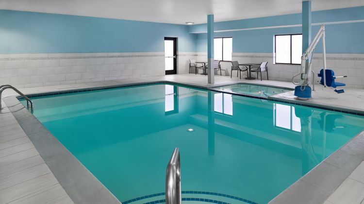 Holiday Inn Express Pool