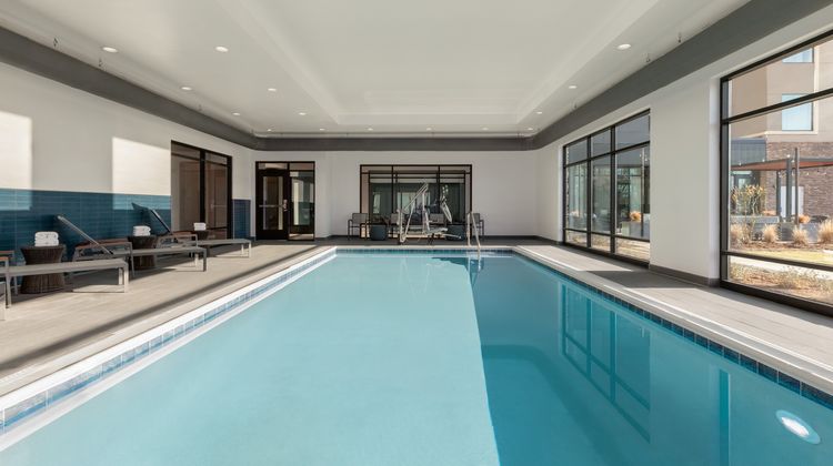 Staybridge Suites Norfolk Airport Pool