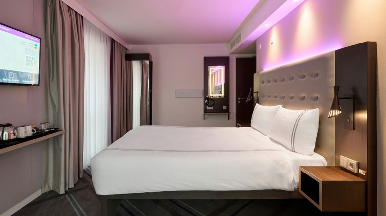 <b>Premier Inn Munich City West Room</b>. Images powered by <a href="https://www.leonardoworldwide.com/" title="Leonardo Worldwide" target="_blank">Leonardo</a>.