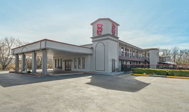 Red Roof Inn Ardmore Exterior