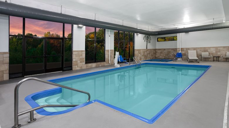<b>Holiday Inn Quincy East Pool</b>. Images powered by <a href="https://www.leonardoworldwide.com/" title="Leonardo Worldwide" target="_blank">Leonardo</a>.