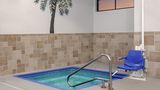 <b>Holiday Inn Quincy East Pool</b>. Images powered by <a href="https://www.leonardoworldwide.com/" title="Leonardo Worldwide" target="_blank">Leonardo</a>.