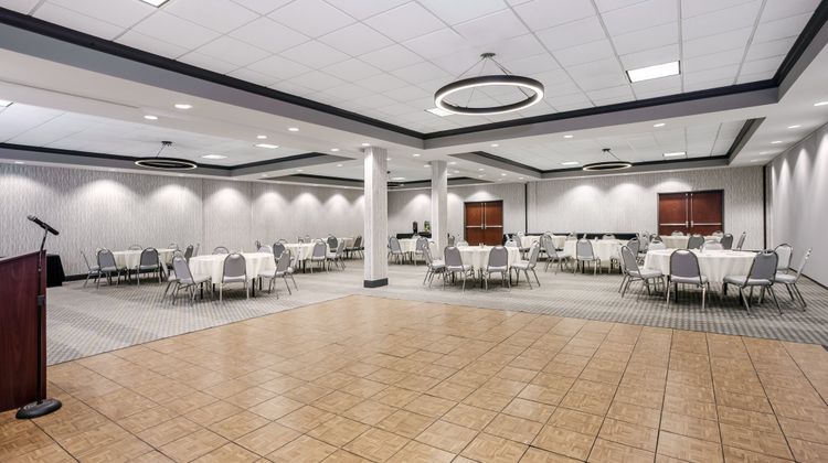 Holiday Inn Quincy East Ballroom