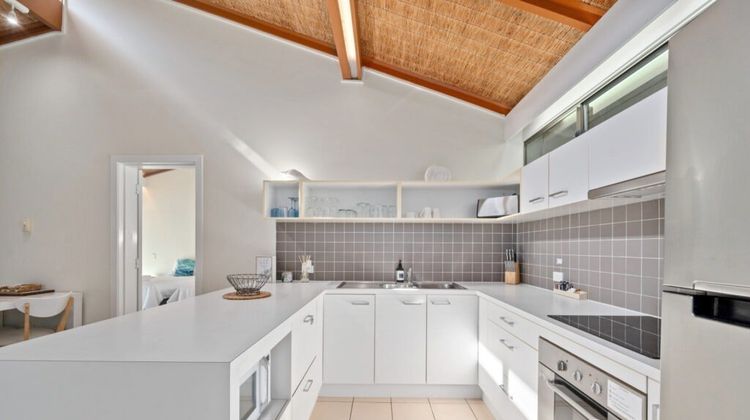 Nautilus Beachfront Villas & Spa Room