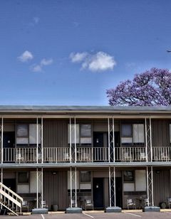 Country Motor Inn