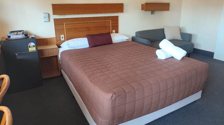 <b>Country Motor Inn Room</b>. Images powered by <a href="https://www.leonardoworldwide.com/" title="Leonardo Worldwide" target="_blank">Leonardo</a>.
