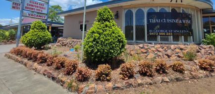 Country Motor Inn Exterior
