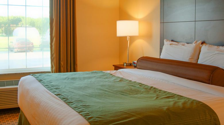 <b>Cobblestone Inn & Suites Winterset Room</b>. Images powered by <a href="https://www.leonardoworldwide.com/" title="Leonardo Worldwide" target="_blank">Leonardo</a>.