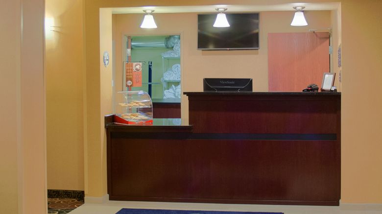 <b>Cobblestone Inn & Suites Winterset Exterior</b>. Images powered by <a href="https://www.leonardoworldwide.com/" title="Leonardo Worldwide" target="_blank">Leonardo</a>.