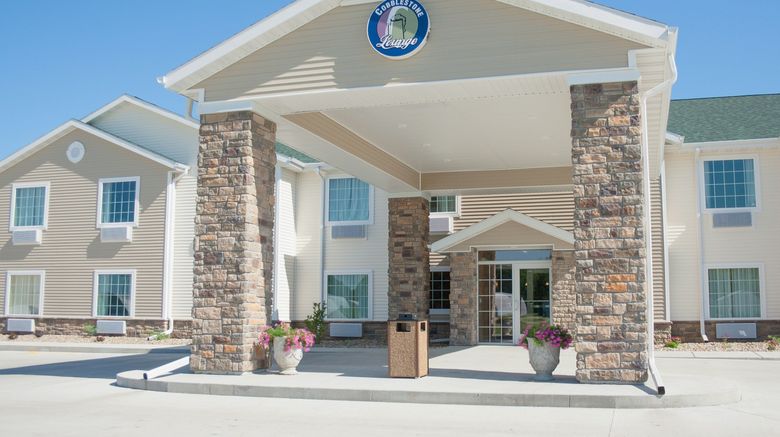 <b>Cobblestone Inn & Suites Winterset Exterior</b>. Images powered by <a href="https://www.leonardoworldwide.com/" title="Leonardo Worldwide" target="_blank">Leonardo</a>.