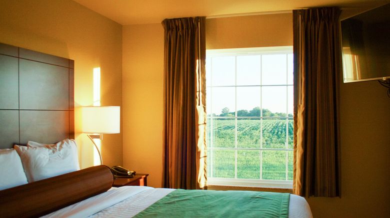 <b>Cobblestone Inn & Suites Winterset Suite</b>. Images powered by <a href="https://www.leonardoworldwide.com/" title="Leonardo Worldwide" target="_blank">Leonardo</a>.