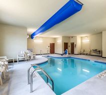 Cobblestone Hotel & Suites Stevens Point Pool