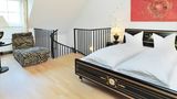 Hotel Schwarzer Adler Room